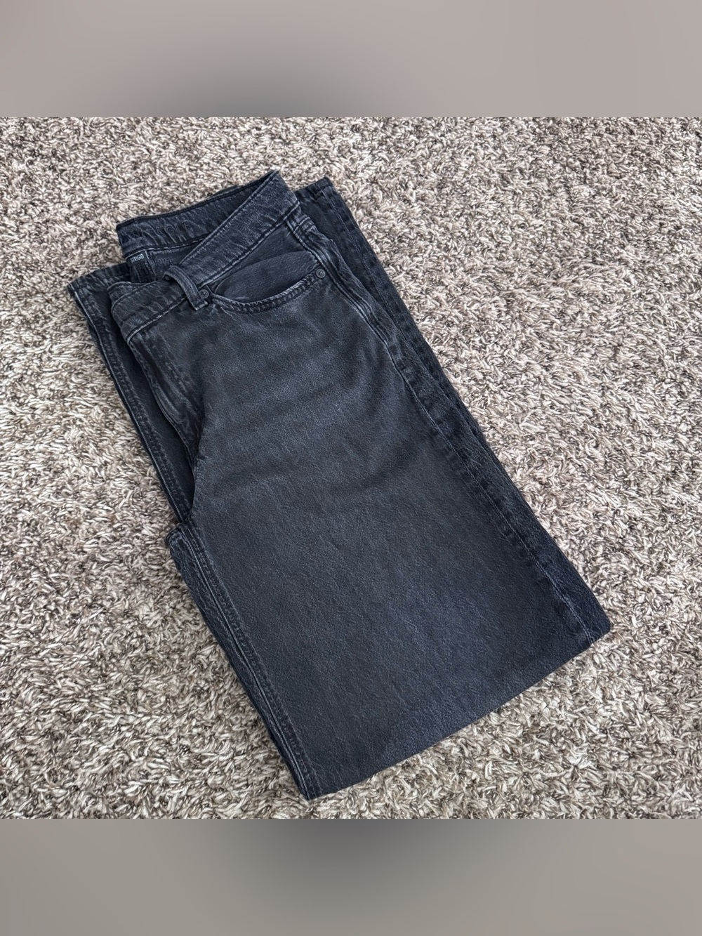 American Eagle Strigid Super High Waisted Crossover Baggy Jeans